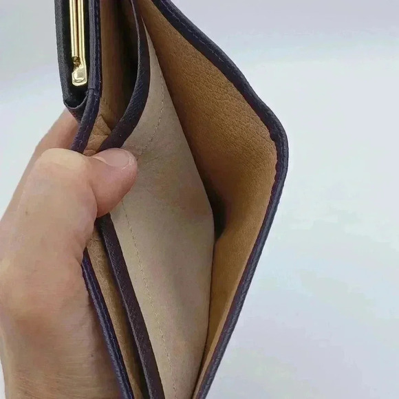 Givenchy  Kisslock/bi-fold Short Wallet - Picture 7 of 12